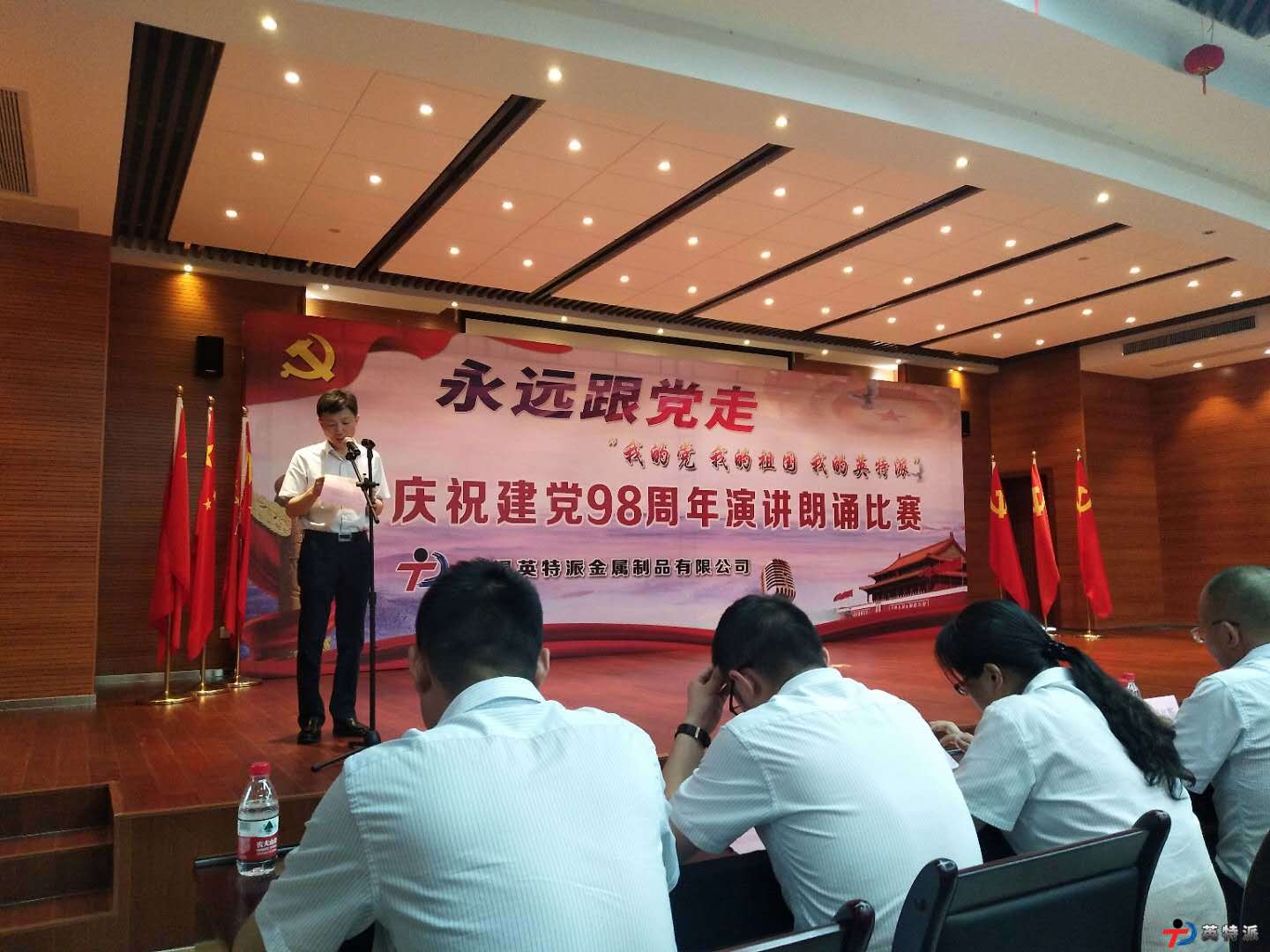 5d1d7759debf0.jpg 5d1d7759debf0.jpg