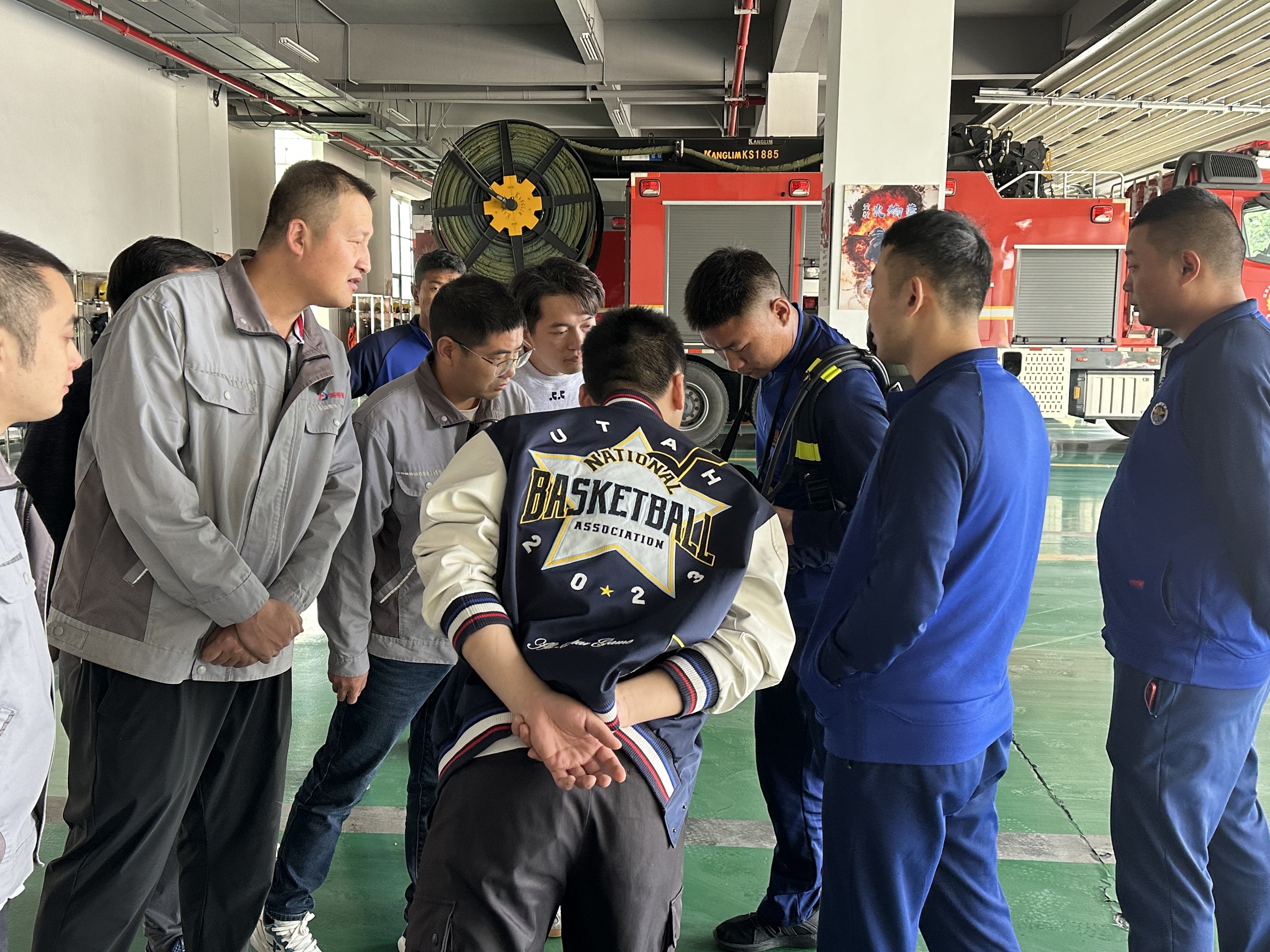 67490e83d117e.jpg 67490e83d117e.jpg